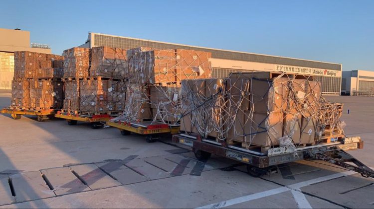 The Netherlands have transported 7.000 kilo / 70m3 of personal protective equipment and medical supplies from Beijing (China) to Podgorica (Montenegro), in support to Allied efforts against the COVID-19 global pandemic