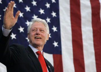 Former President Bill Clinton waves as takes the stage to campaign for his wife, Democratic presidential hopeful, Sen. Hillary Rodham Clinton, D-N.Y., at Penn State Altoona in Altoona, Pa., Thursday, April 3, 2008. (AP Photo/Carolyn Kaster)