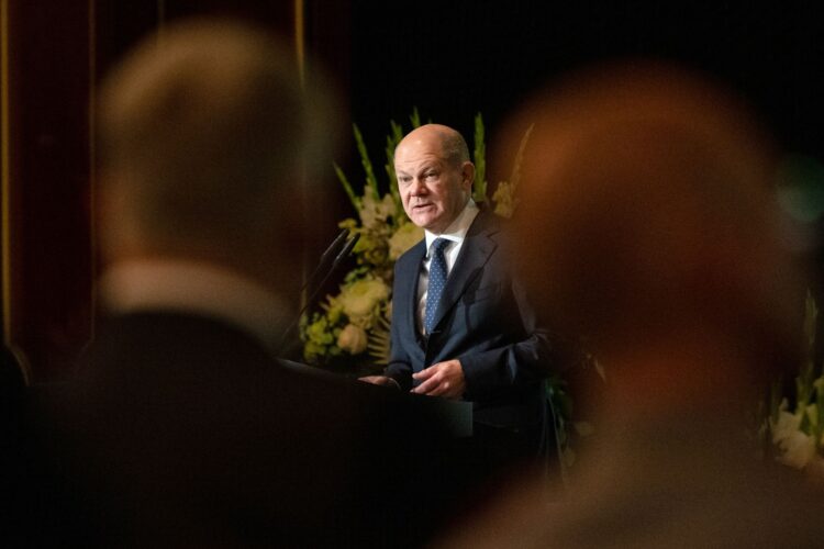 10 November 2023, Berlin: German Chancellor Olaf Scholz speaks at the end of a two-day Bundeswehr conference. Photo: Christophe Gateau/dpa