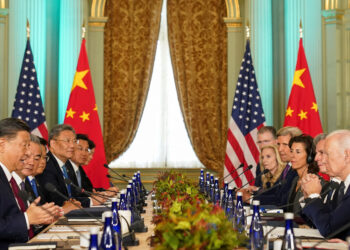 U.S. President Joe Biden and Chinese President Xi Jinping attend a bilateral meeting at Filoli estate on the sidelines of the Asia-Pacific Economic Cooperation (APEC) summit, in Woodside, California, U.S., November 15, 2023. REUTERS/Kevin Lamarque